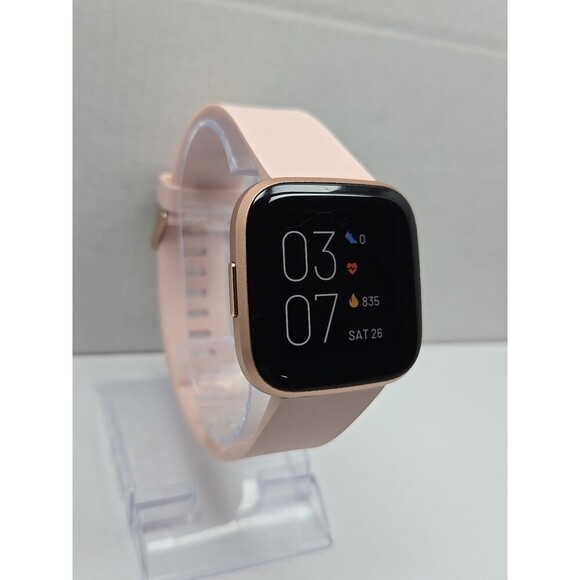 Fitbit Versa 2 Smartwatch Rose Gold 40mm Alexa WR50M Always On Display Works - Picture 3 of 11